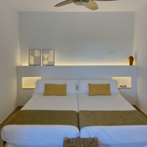 Apartaments in Cala Serena Room with double bed