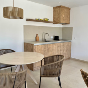 Serena Sol Apartments Fully equipped dining room